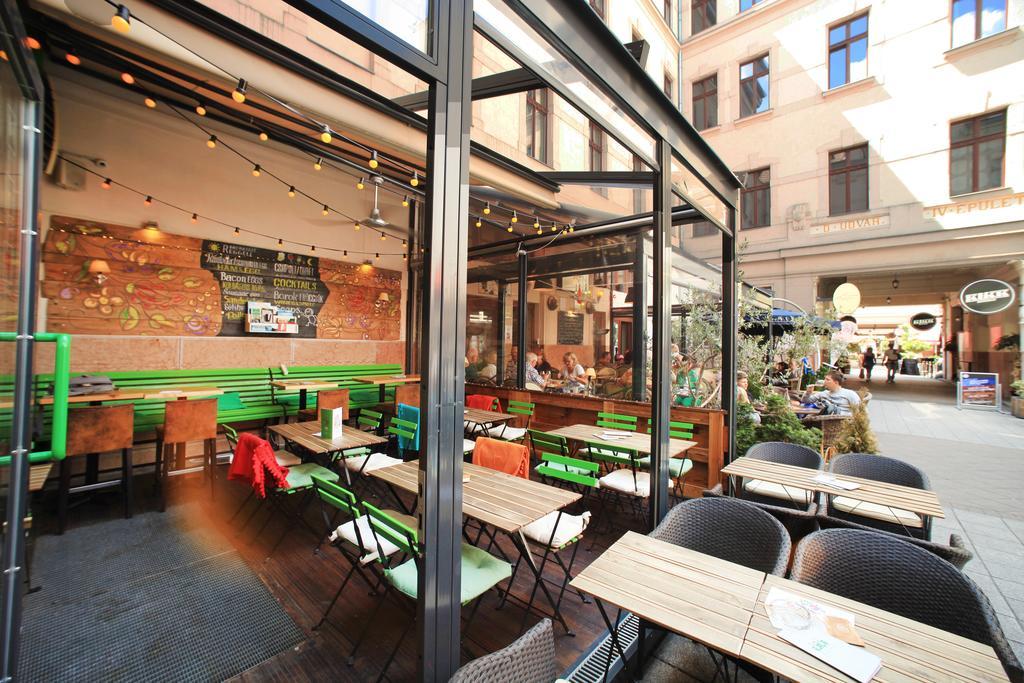 Easy Star Hotel Budapeşte Dış mekan fotoğraf