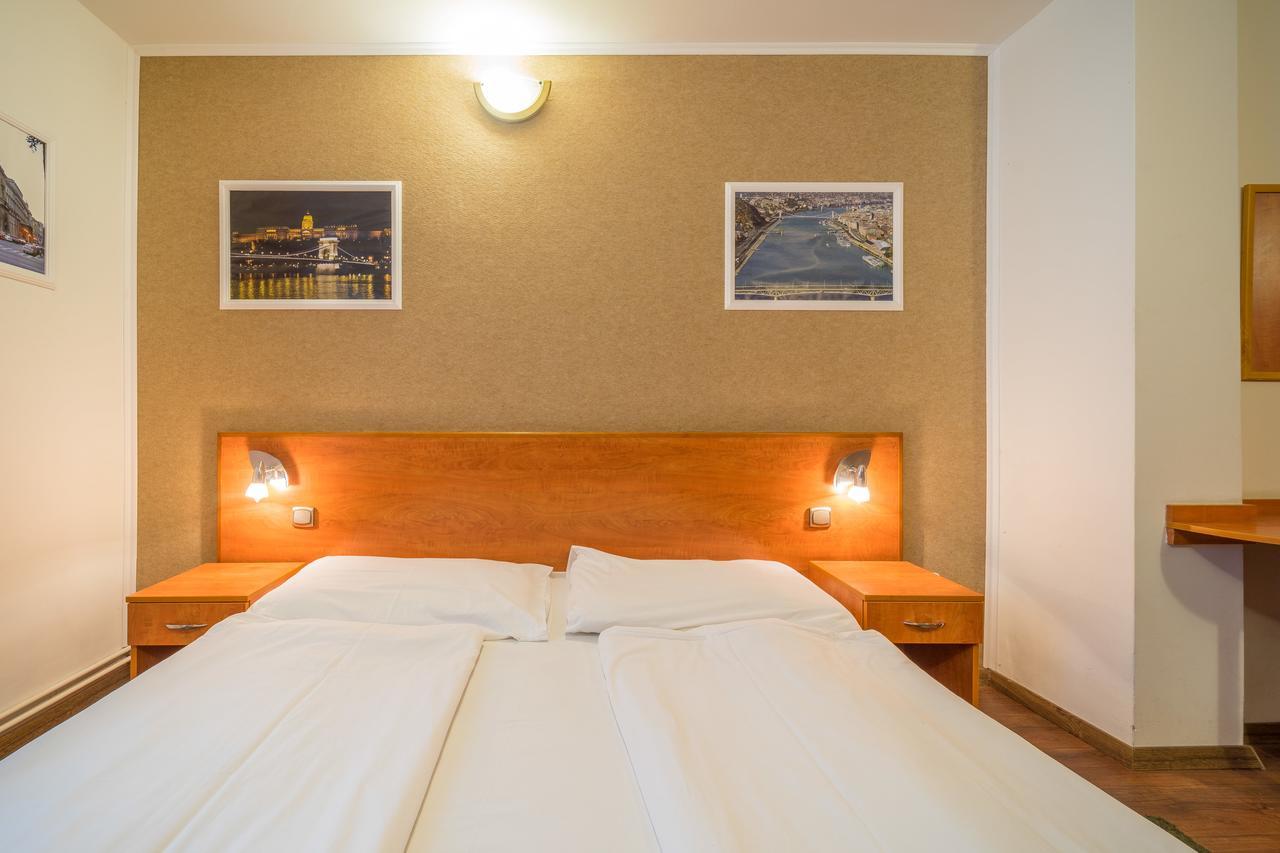 Easy Star Hotel Budapeşte Dış mekan fotoğraf